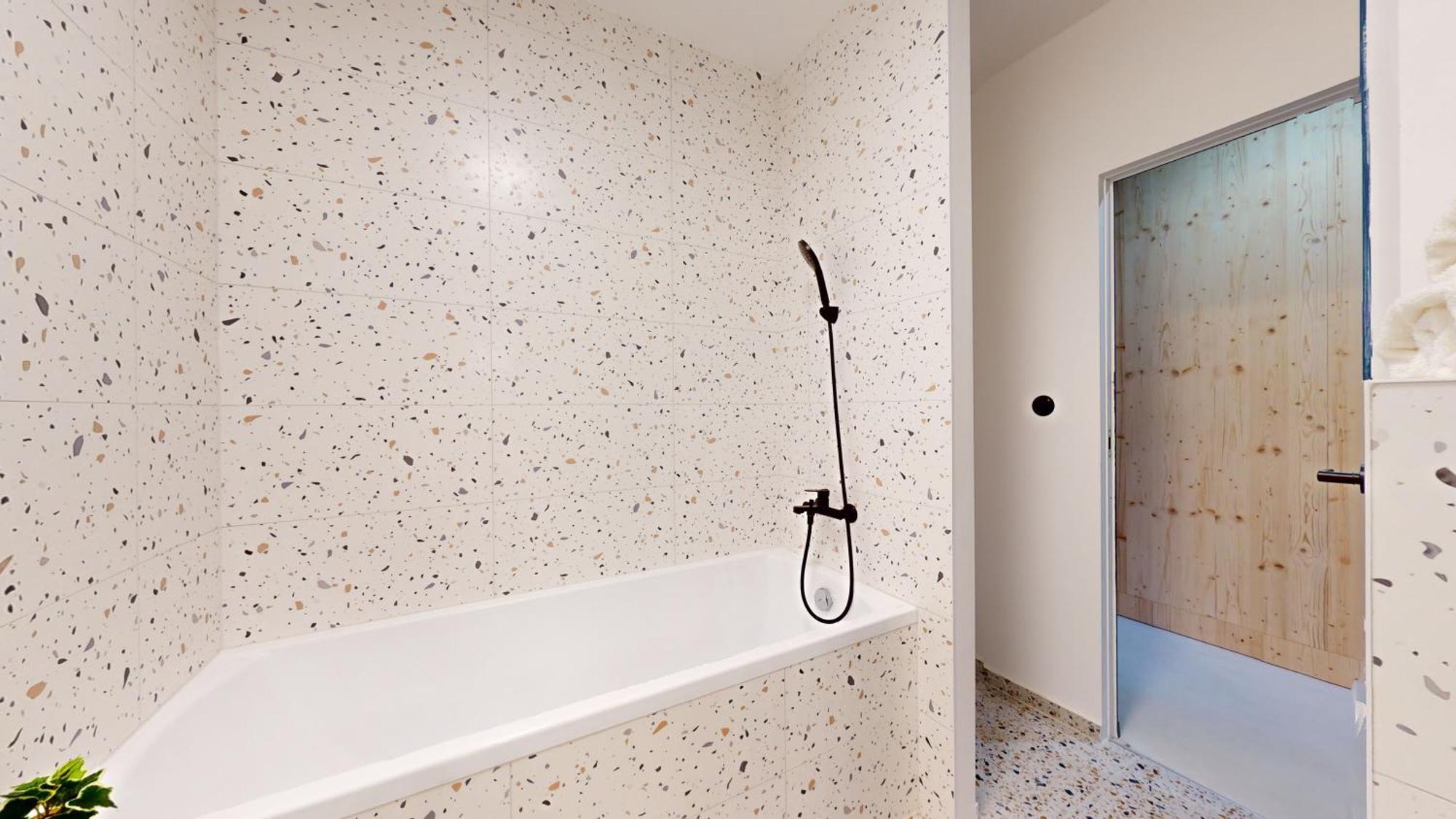 Modern 2 Bedroom Apt - Free Parking Bratysława Zewnętrze zdjęcie